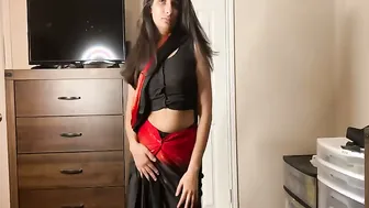 Nude Dancing Aunt Locks Room Then Spreads Legs Showing Wet Cunt And Ass