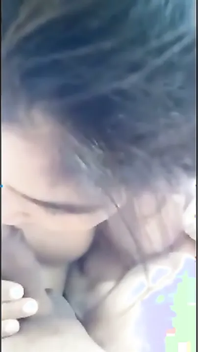 Desi Ladki Ne Mere Lund Par Pyaar Bhari Chumma Diya Phir Poora Lund Muh Mein Le Liya