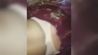 Bhabhi Ko Raat Mein Nighty Utha Kar Unki Bur Mein Ungli Dali Phir Chudai Shuru