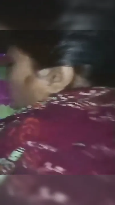 Bhabhi Ko Raat Mein Nighty Utha Kar Unki Bur Mein Ungli Dali Phir Chudai Shuru