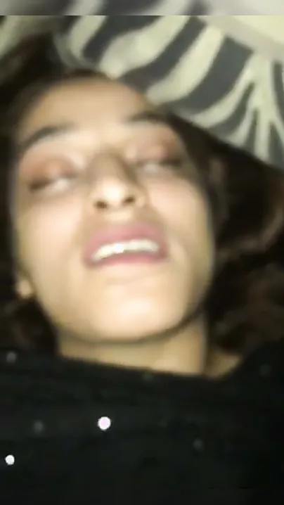 Pakistani Bhavi Taken To Dark Fields, Both Bur And Gaand Stretched Wide Open