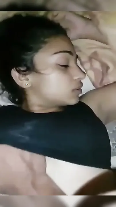 Bengali Girl Moaning Dirty Making Faces Getting Her Bur Drilled Raw