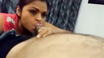 Delhi Ki Modern Bhabhi Balcony Light Mein Boyfriend Ko Baith Kar Lund Ka Blowjob De Rahi