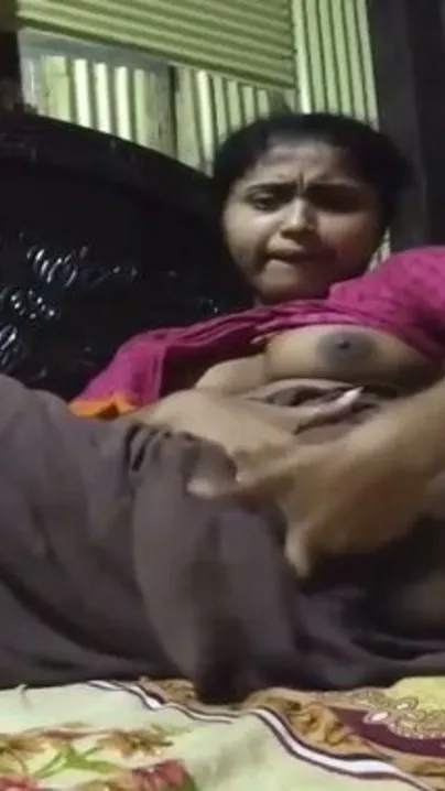 Desi Girl Removed Her Salwar, Fingered Her Wet Cunt And Squeezed Her Big Boobs