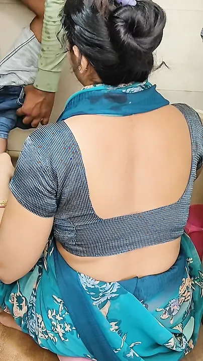 Komal Called Plumber To Fix Tap Then Rode His Fat Cock
