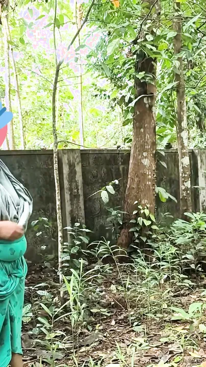 Chubby Marathi Girl Strips Nude Near Village Well At Dusk
