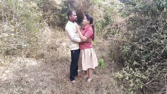 Odia Schoolgirl Losing Her Virginity With Village Boyfriend In The Fields