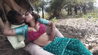 Bengali Village Wife Sneaks Away To Meet Her Boyfriend In The Fields
