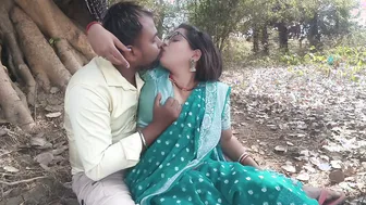Bengali Village Wife Sneaks Away To Meet Her Boyfriend In The Fields