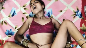 Desi College Girlfriend Takes Cock In Bedroom At Midnight