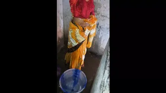 Indian Bhabhi Soaps Up Naked Body In Bathroom After Wedding Night