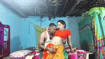 Bengali Bhabhi Kissing And Undressing Her Orange Blouse For A Quickie Fuck
