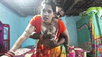 Bengali Bhabhi Kissing And Undressing Her Orange Blouse For A Quickie Fuck