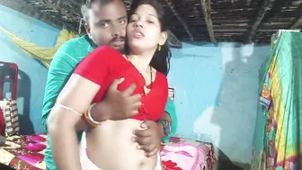 Indian Bhabhi Kissing Her Ex Before He Fucks Her On The Bedroom Floor