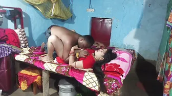 Indian Bhabhi Kissing Her Ex Before He Fucks Her On The Bedroom Floor
