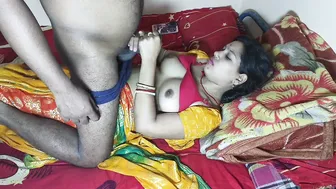 Desi Housewife Spreads Legs For Her Husband's Father At Home