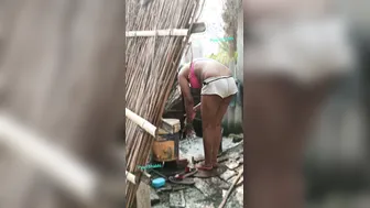 Tamil Sister In Law Secretly Filmed Naked During Her Morning Bath