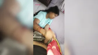 Desi Girlfriend Giving Handjob When Her Mom Walks In Catching Them