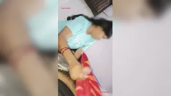 Desi Girlfriend Giving Handjob When Her Mom Walks In Catching Them