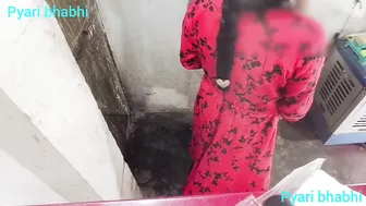 Indian Housewife Gets Drilled Hard By Neighbor In Secret Sex Tape