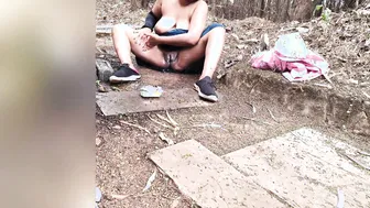 Village Desi Aunty Bathing Naked By The Well Showing Her Curves