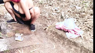 Village Desi Aunty Bathing Naked By The Well Showing Her Curves