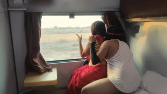 Indian Milf Bounces On Dick During Risky Train Ride To New York City