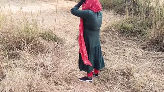 Indian Girl Gets Fucked Outdoors Near Pond By Her Boyfriend