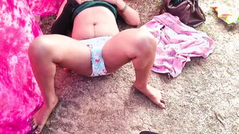 Indian Girlfriend Screams As Her Boyfriend Fucks Her Hard Outdoors Today
