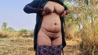 Indian Girlfriend Moaning Loud Taking Boyfriend's Cock In Jungle Field