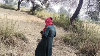 Indian Village Bhabhi Fucked Hard Outdoors Behind The Wheat Fields Today
