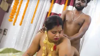 Beautiful Suhagrat Night Desi Bride Gets Fucked By Groom In Bedroom