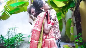 Bengali Boudi Riding Cock And Bouncing Her Thick Ass On Top Of Him Hard