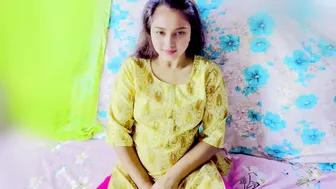 Indian Wife Spreads Legs For Her Boss In His Office After Hours