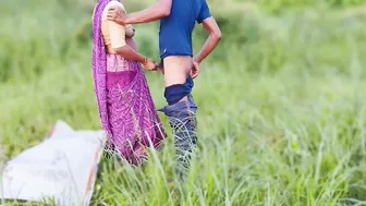 Indian Bhabhi Meets Ex Boyfriend After Month For Outdoor Sex Session