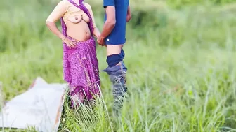 Indian Bhabhi Meets Ex Boyfriend After Month For Outdoor Sex Session