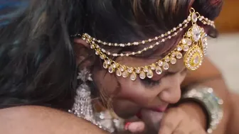 Desi Dancer Strips Off Her Ghagra And Rides Him Backstage After The Show