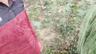 Desi Village Maid Gets Fucked By Her Boss Outdoors In The Jungle
