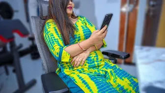 Indian Stepsister Loses Her Virginity To Stepbrother On The Wooden Chair