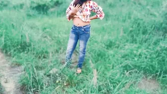 Indian Bhabhi Soniya Fucked Outdoors Talking With Devar On The Farm