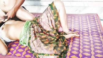 Indian Wife Drops Her Saree Seeing Thick Cock Ready To Fuck Hard