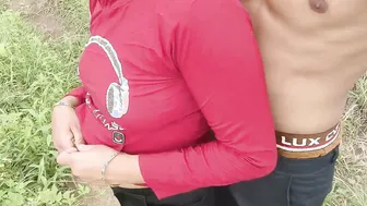 Indian Village Girlfriend Spreads Legs Wide In Forest For Deep Fucking