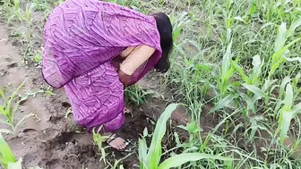 Desi Bhabhi Sneaks Away To Fuck Her Sasur In The Forest Secretly