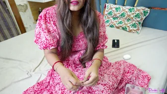 Indian Bhabhi Orders Condoms Gets Her Chut Pounded By Delivery Boy Instead