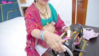 Desi Tailor Bahu Gets Her Hairy Chut Drilled By Sasur During Measurements