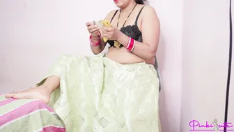 Desi Girl Caught Naked With Banana Before Taking His Fat Cock Hard
