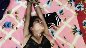 Indian Girlfriend Loses Her Virginity On Her Wedding Night Completely