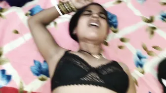 Indian Girlfriend Loses Her Virginity On Her Wedding Night Completely