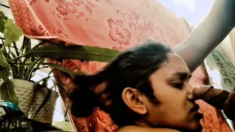 Real Aunty Wearing Tight Saree Showing Curves At Christmas Celebration