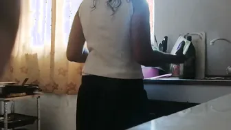Indian Aunt Secretly Filmed Cooking In Kitchen Wearing Loose Blouse